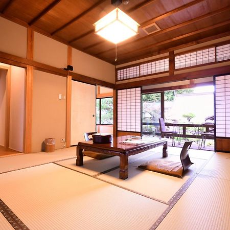 Hotel Koyasan Shukubo Saizenin Esterno foto