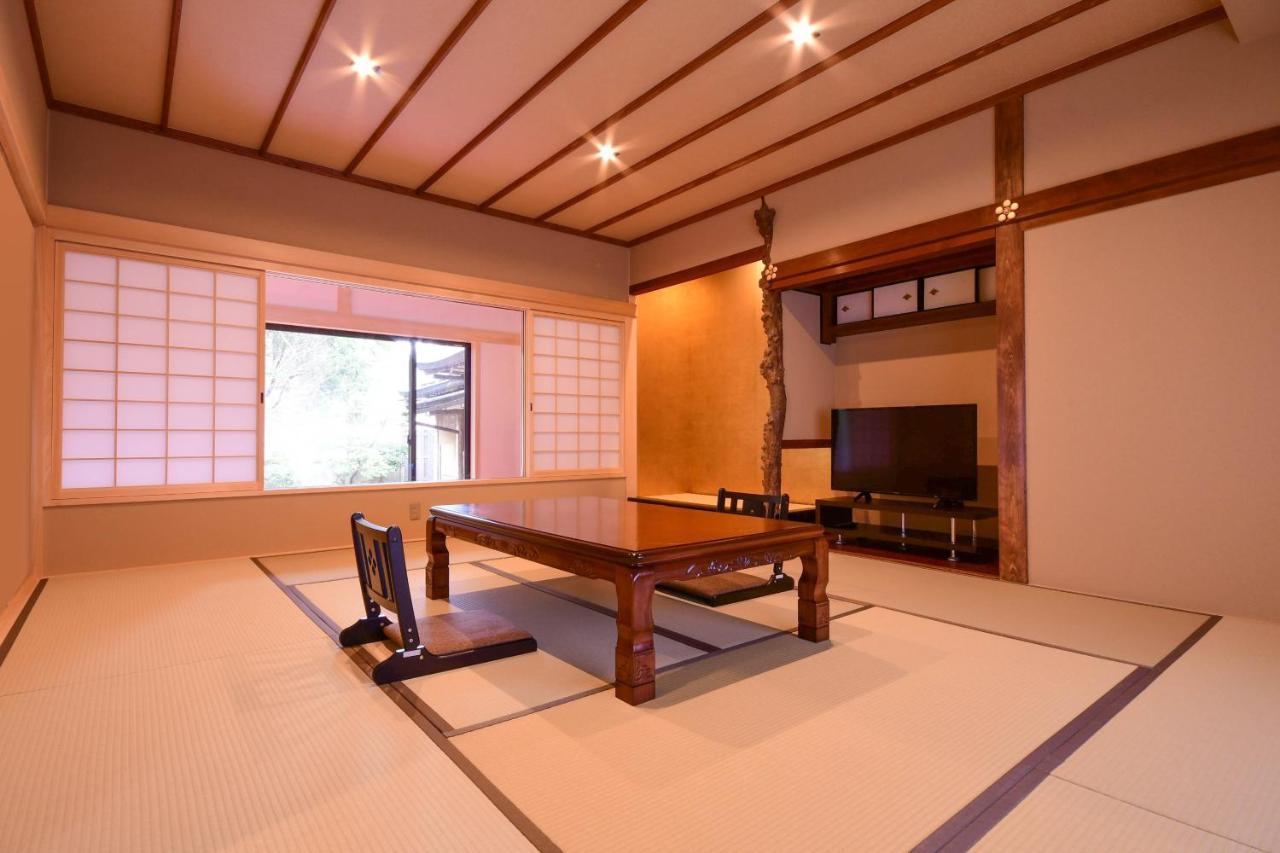 Hotel Koyasan Shukubo Saizenin Esterno foto
