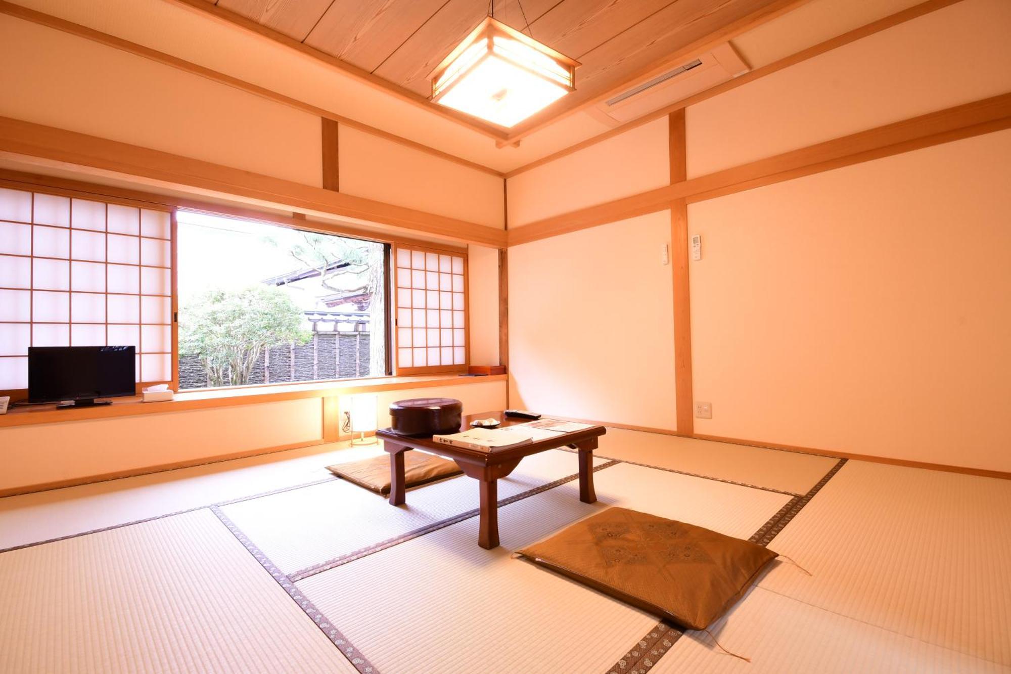 Hotel Koyasan Shukubo Saizenin Esterno foto