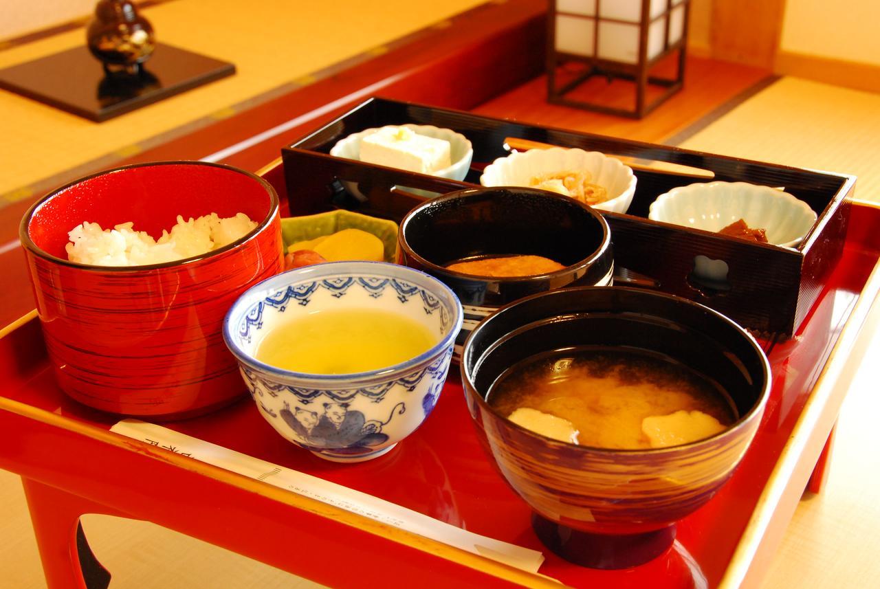 Hotel Koyasan Shukubo Saizenin Esterno foto