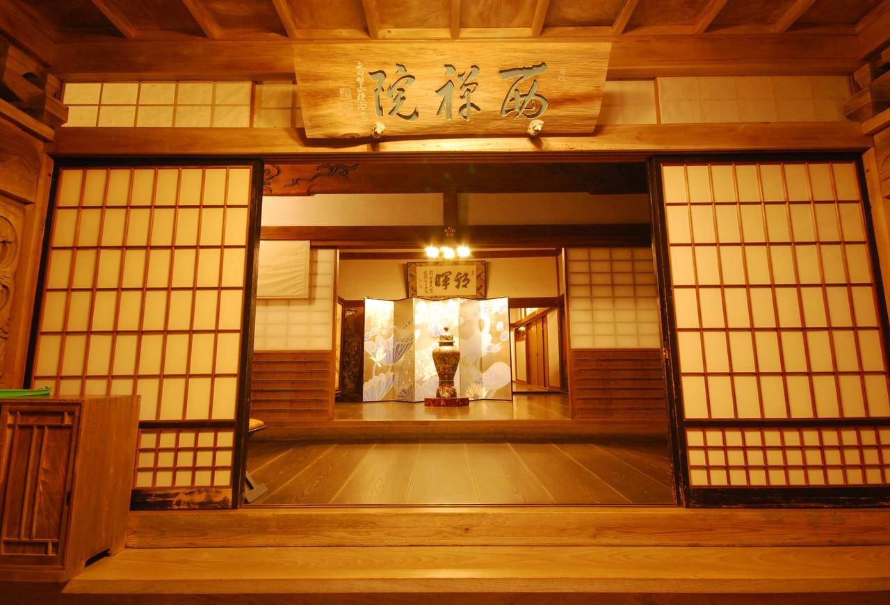 Hotel Koyasan Shukubo Saizenin Esterno foto