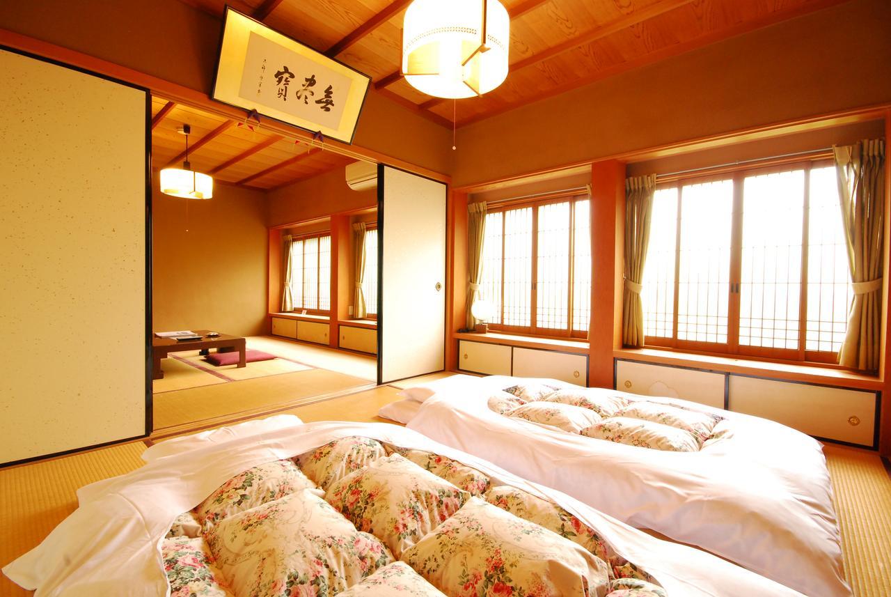 Hotel Koyasan Shukubo Saizenin Esterno foto